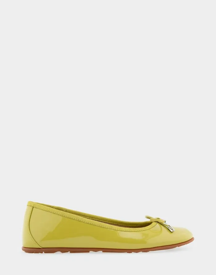 Aerosoles Comfortable Women039s Ballet Flat In Green Sheen Patent Faux Leather Green Sheen Patent Faux Leather Women Dress Aerosoles Comfortable Women039s Ballet Flat In Green Sheen Patent Faux Leather Green Sheen Patent Faux Leather Women Dress