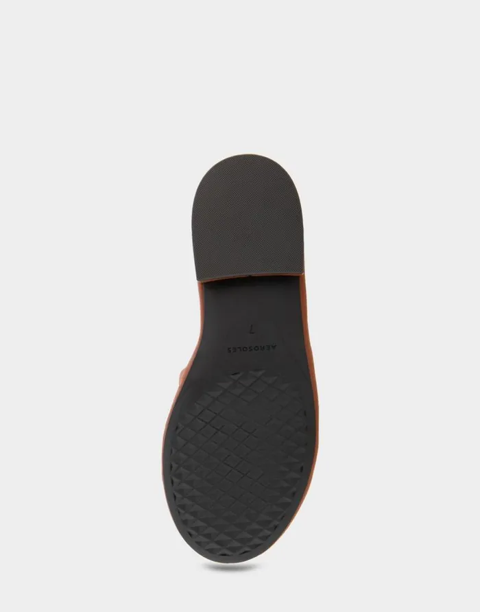 Aerosoles Comfortable Women039s Debossed Chain Link Slide Sandal In Gingerbread Leather Gingerbread Leather Women Flats