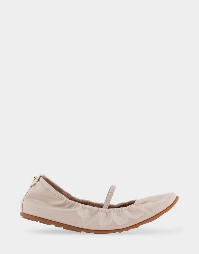 Aerosoles Comfortable Women039s Foldable Ballet Flat In Natural Patent Faux Leather Natural Patent Faux Leather Women Ballet Aerosoles Comfortable Women039s Foldable Ballet Flat In Natural Patent Faux Leather Natural Patent Faux Leather Women Ballet