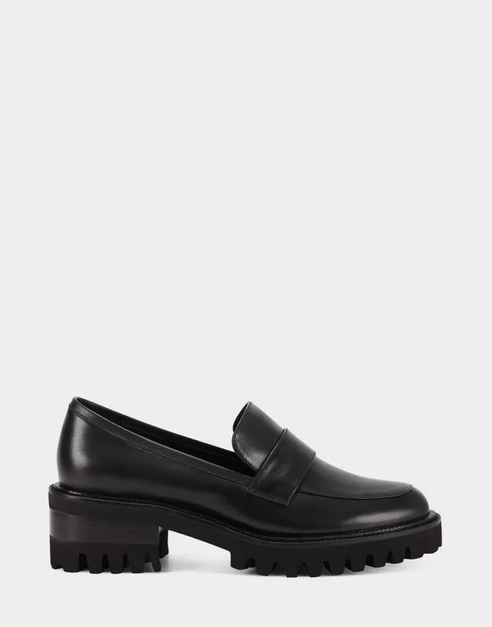 Aerosoles Comfortable Women039s Loafer In Black Genuine Leather Black Leather Women Clogs and Mules Aerosoles Comfortable Women039s Loafer In Black Genuine Leather Black Leather Women Clogs and Mules