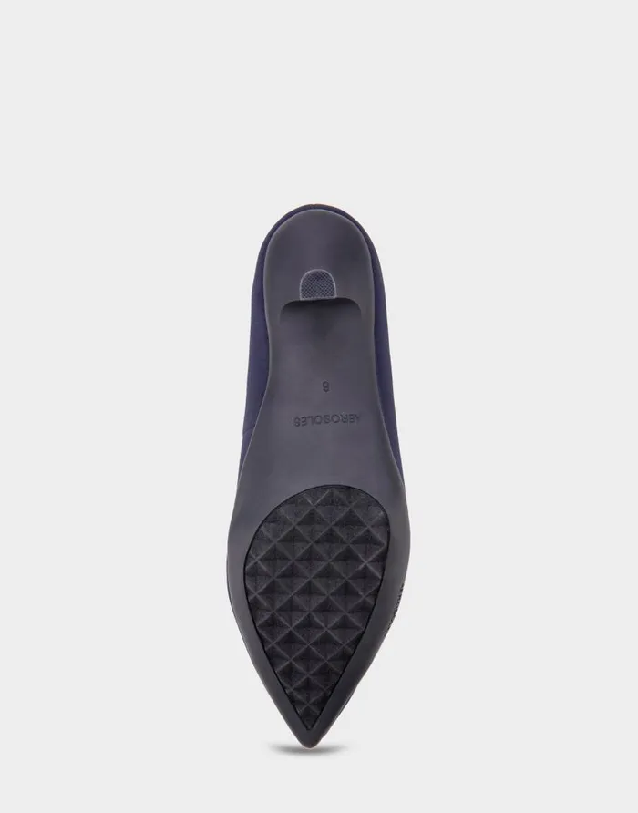 Aerosoles Comfortable Women039s Point Toe Kitten Heel Pump In Navy Stretch Gabardine Fabric Navy Stretch Gabardine Fabric Women Pumps