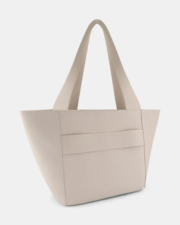 ASUNDAI CREAM SHOULDER BAG Women Tote Bags NOVO Shoes