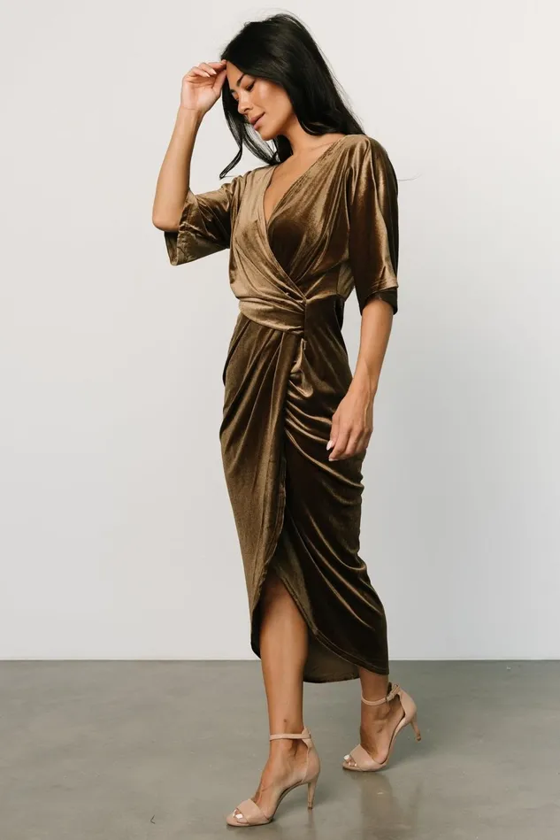 Baltic Born Midi Dresses Women Brendyn Ruched Velvet Dress Brushed Bronze Baltic Born Midi Dresses Women Brendyn Ruched Velvet Dress Brushed Bronze