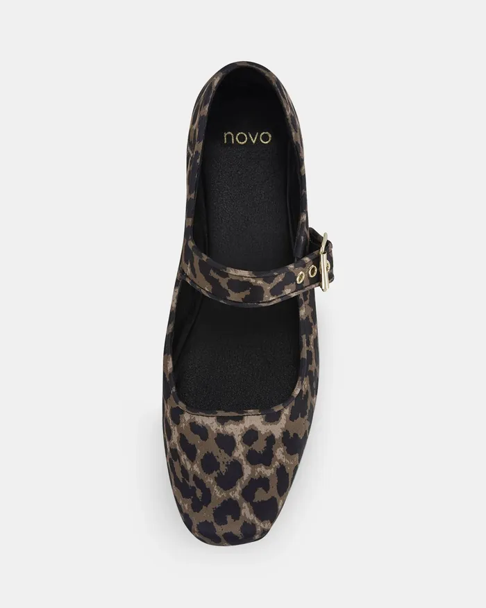 Casuals NOVO Shoes Women CESENA Leopard Ballet Flats