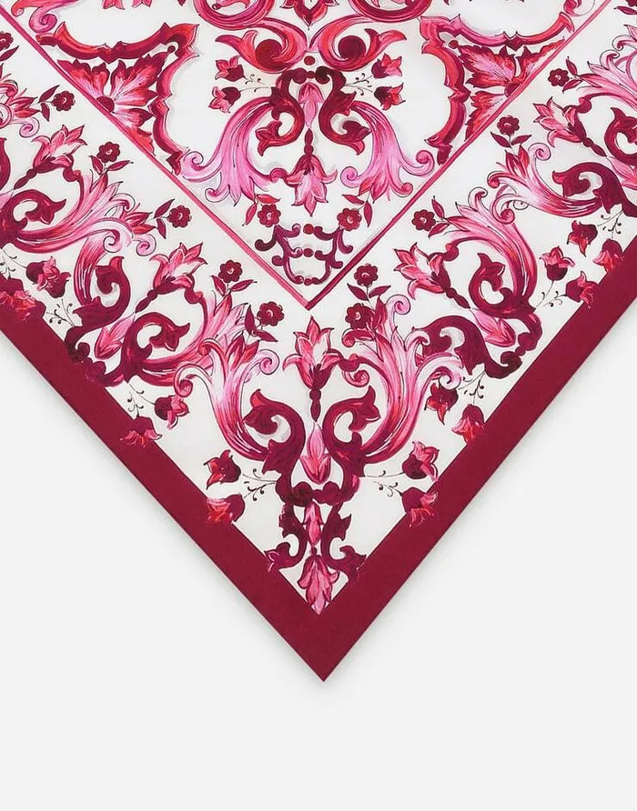 Dolce and Gabbana Scarves And Silks Women Majolicaprint Twill Scarf 70 X 70 Multicolor Dolce and Gabbana Scarves And Silks Women Majolicaprint Twill Scarf 70 X 70 Multicolor