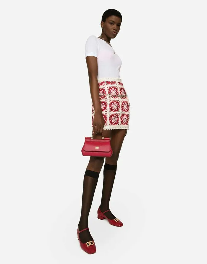 Dolce and Gabbana Skirts Women Brickstitched Crochet Skirt With Majolica Print Multicolor Dolce and Gabbana Skirts Women Brickstitched Crochet Skirt With Majolica Print Multicolor