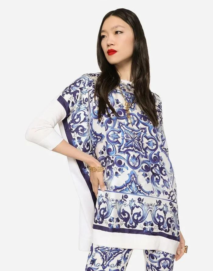 Dolce and Gabbana Sweaters And Cardigans Women Silk Twill Crewneck Pullover With Majolica Print Multicolor Dolce and Gabbana Sweaters And Cardigans Women Silk Twill Crewneck Pullover With Majolica Print Multicolor