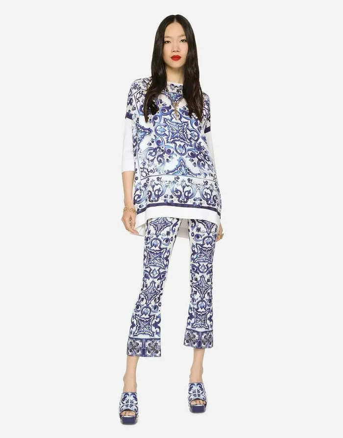 Dolce and Gabbana Sweaters And Cardigans Women Silk Twill Crewneck Pullover With Majolica Print Multicolor Dolce and Gabbana Sweaters And Cardigans Women Silk Twill Crewneck Pullover With Majolica Print Multicolor
