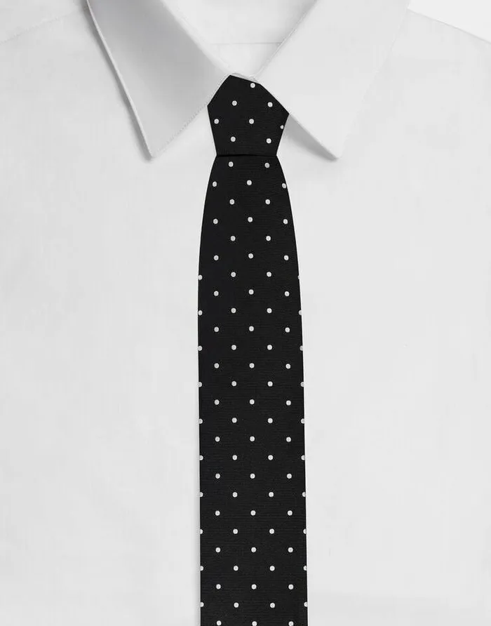 Dolce and Gabbana Ties And Pocket Squares Men 8cm Silk Jacquard Blade Tie With DG Logo Black Dolce and Gabbana Ties And Pocket Squares Men 8cm Silk Jacquard Blade Tie With DG Logo Black