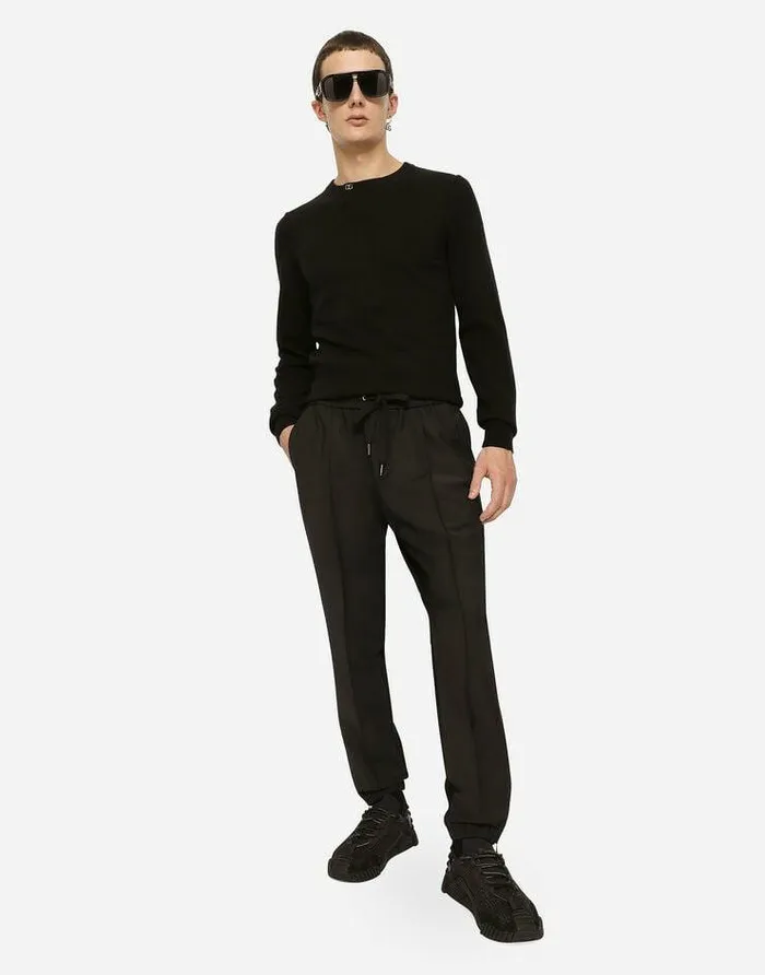 Dolce and Gabbana Trousers And Shorts Men Stretch Technical Jersey Jogging Pants Black Dolce and Gabbana Trousers And Shorts Men Stretch Technical Jersey Jogging Pants Black