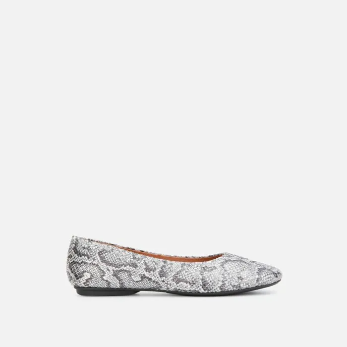 Eugene Travel Ballet Flat Pewter Women Kenneth Cole Flats
