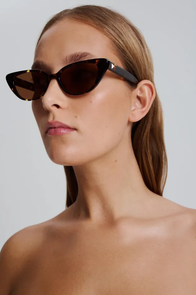 Eyewear Women Scanlan Theodore ST FELINE OVAL SUNGLASSES Tortshell