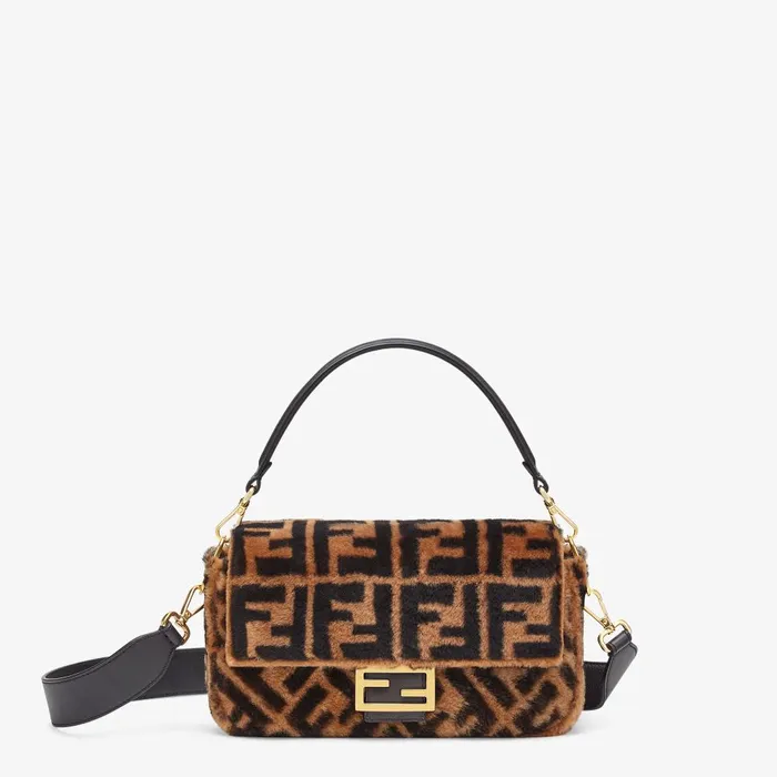 Fendi Shoulder and Crossbody Bags Baguette Brown Sheepskin Bag 8211 Women