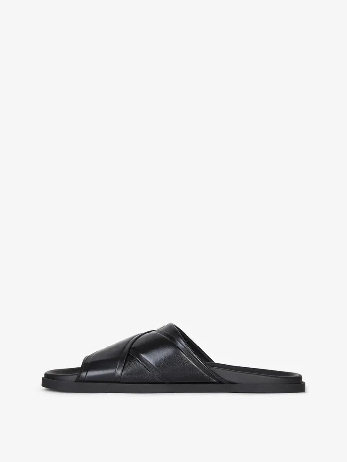 Givenchy G Plage Flat Sandals In Leather Black Men Slides and Sandals Givenchy G Plage Flat Sandals In Leather Black Men Slides and Sandals