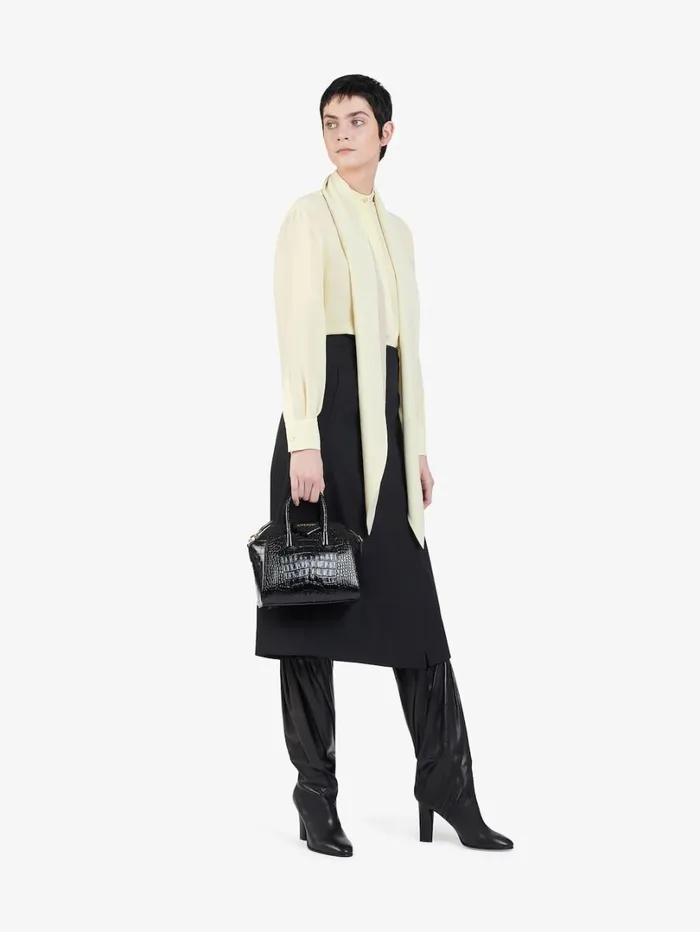 Givenchy Mini Antigona Bag In Crocodile Effect Leather Black Women Crossbody Bags Givenchy Mini Antigona Bag In Crocodile Effect Leather Black Women Crossbody Bags