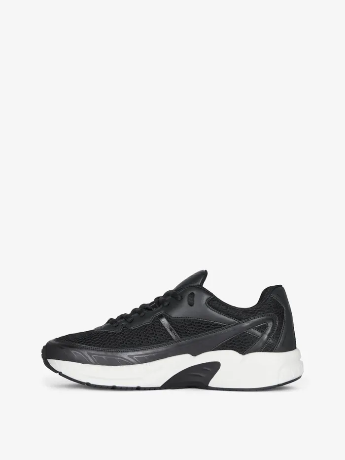 Givenchy NFNTY52 Runners In Synthetic Leather And Mesh Black Men Sneakers Givenchy NFNTY52 Runners In Synthetic Leather And Mesh Black Men Sneakers