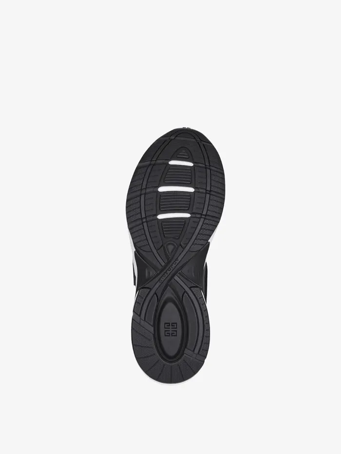 Givenchy NFNTY52 Runners In Synthetic Leather And Mesh Black Men Sneakers Givenchy NFNTY52 Runners In Synthetic Leather And Mesh Black Men Sneakers
