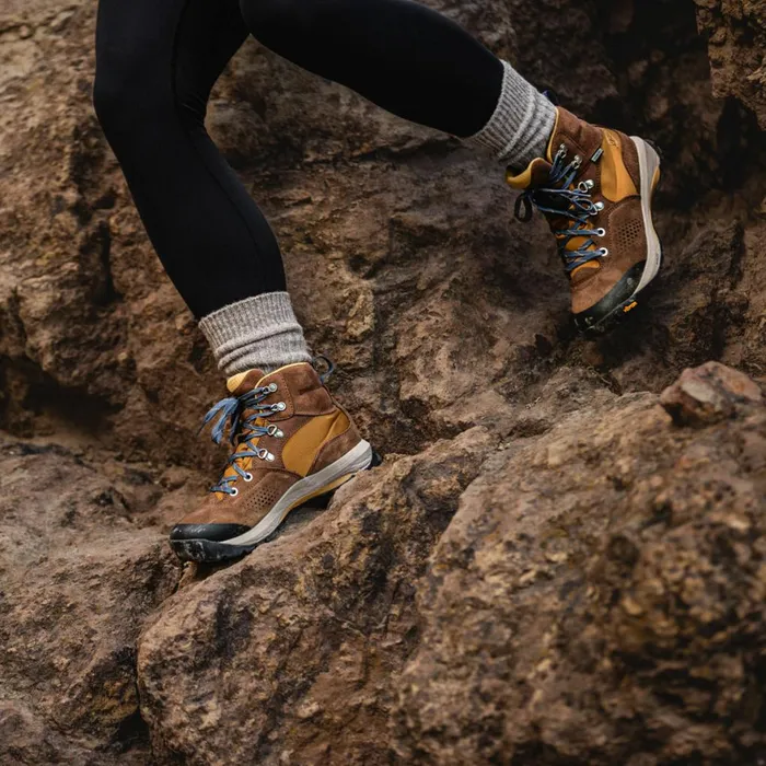 Inquire Mid Pinecone BrownPrairie Sand Women Danner Boots