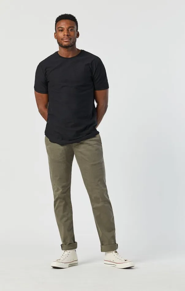 Johnny Slim Leg Chino In Dusty Olive Twill Men Mavi Jeans Pants