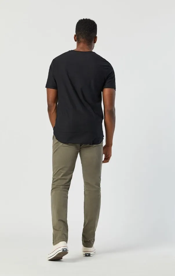 Johnny Slim Leg Chino In Dusty Olive Twill Men Mavi Jeans Pants