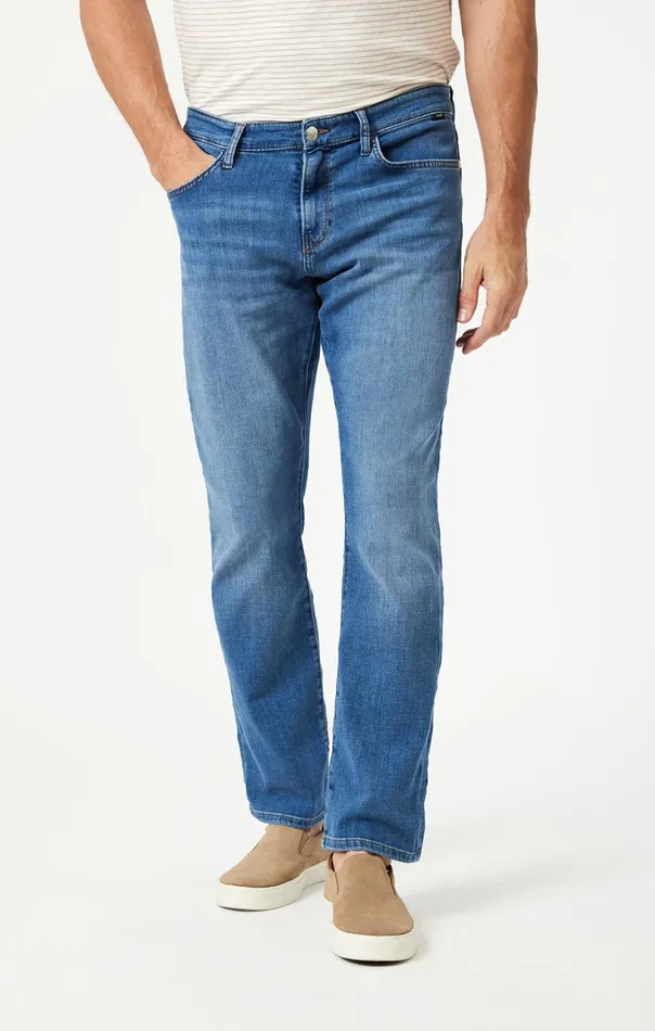 Matt Relaxed Straight Leg In Mid Brushed Feather Blue Men Mavi Jeans Denim Matt Relaxed Straight Leg In Mid Brushed Feather Blue Men Mavi Jeans Denim
