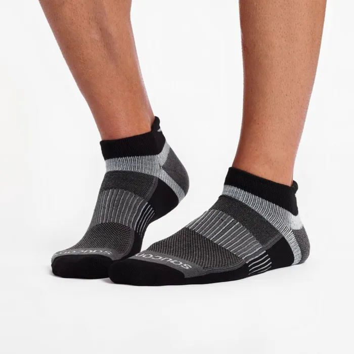Men Inferno Cushioned No Show Tab 3Pack Socks Black Saucony Socks