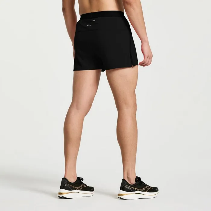 Men Outpace 3034 Short Black Saucony Bottoms
