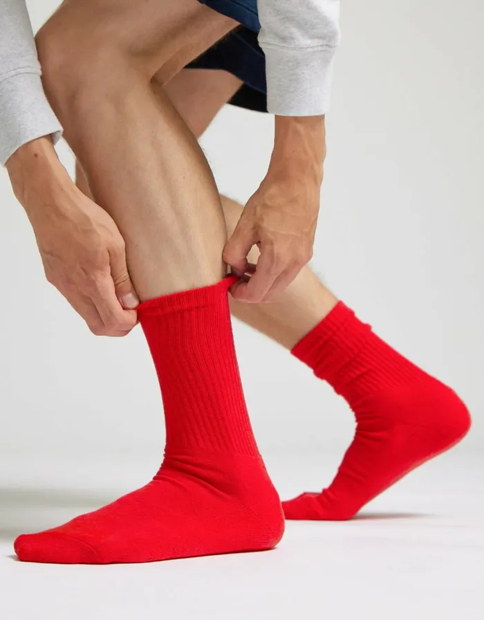 Men Socks and Colorful Standard Organic Active Sock Deep Black