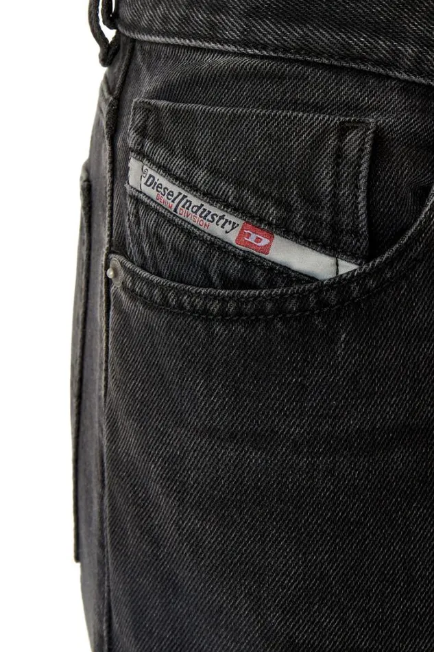 Men Straight Jeans 1995 DSark 09b88 Blackdark Grey Diesel Straight Men Straight Jeans 1995 DSark 09b88 Blackdark Grey Diesel Straight