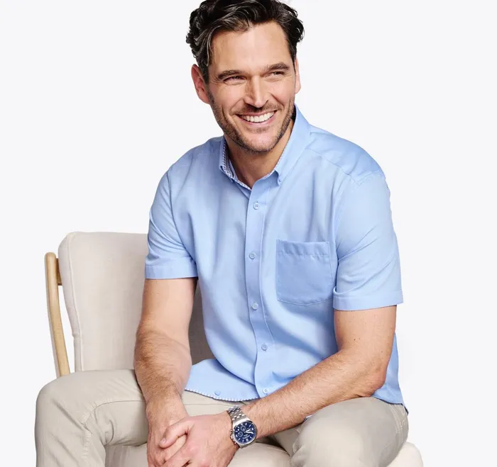Men Textured Cotton ShortSleeve Shirt Blue Solid JohnstonandMurphy ShortSleeve Shirts