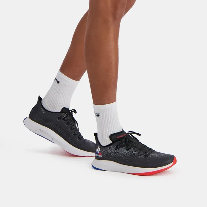 MenWomen Le Coq Sportif Running Shoes LCS R2024 Black