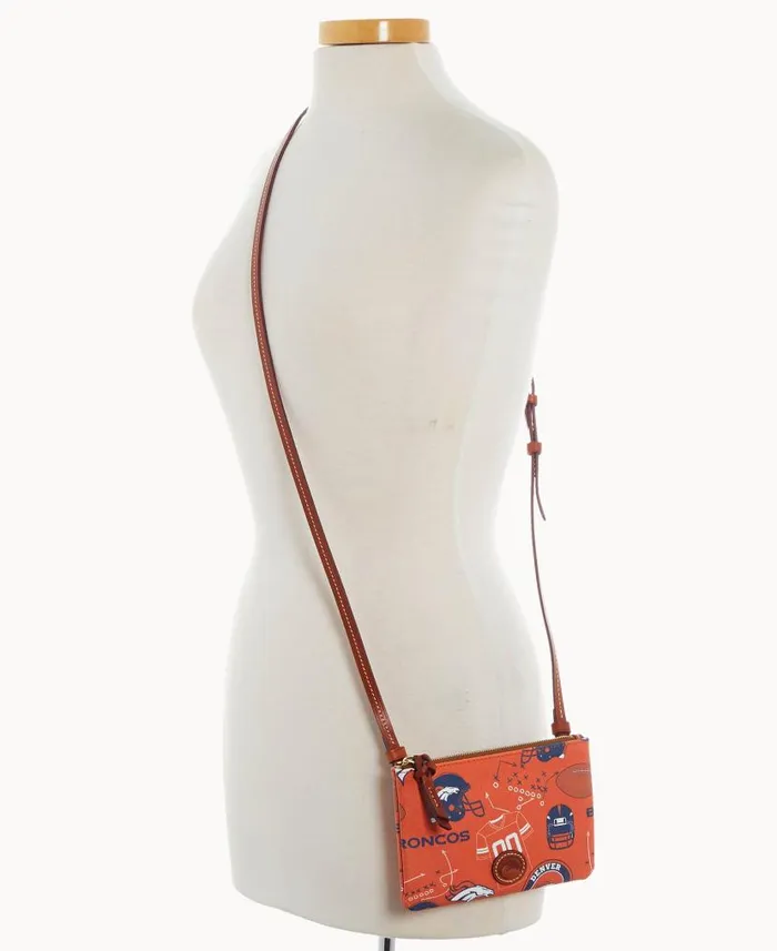 NFL Broncos Top Zip Crossbody Broncos Woman Dooney and Bourke Crossbodies NFL Broncos Top Zip Crossbody Broncos Woman Dooney and Bourke Crossbodies