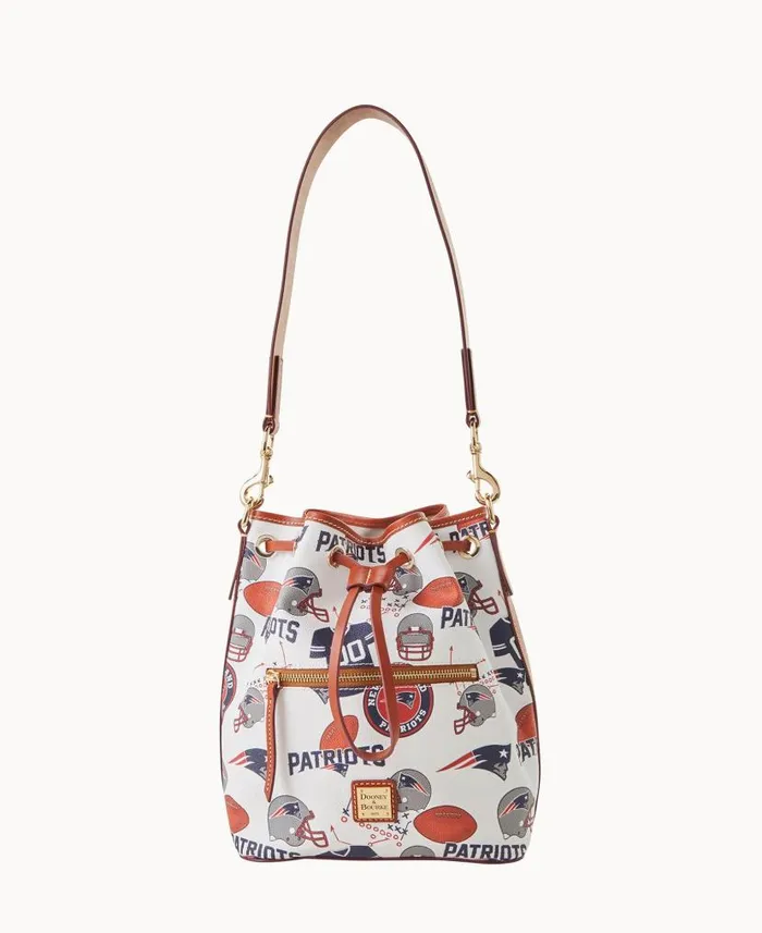 NFL Patriots Drawstring Patriots Woman Dooney and Bourke Shoulder Bags
