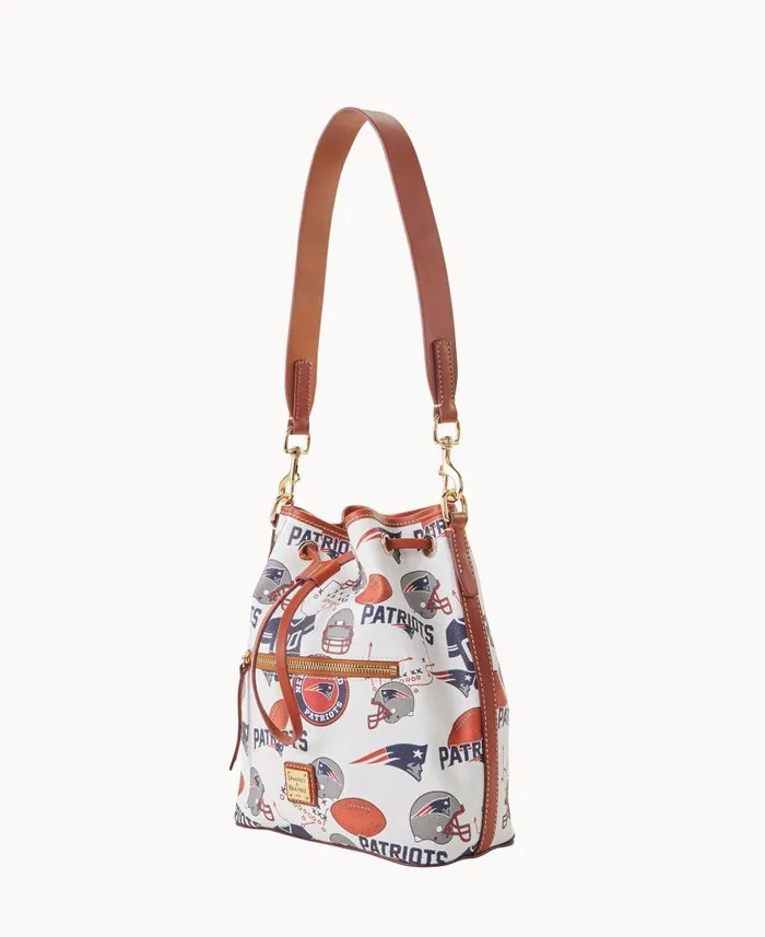 NFL Patriots Drawstring Patriots Woman Dooney and Bourke Shoulder Bags NFL Patriots Drawstring Patriots Woman Dooney and Bourke Shoulder Bags