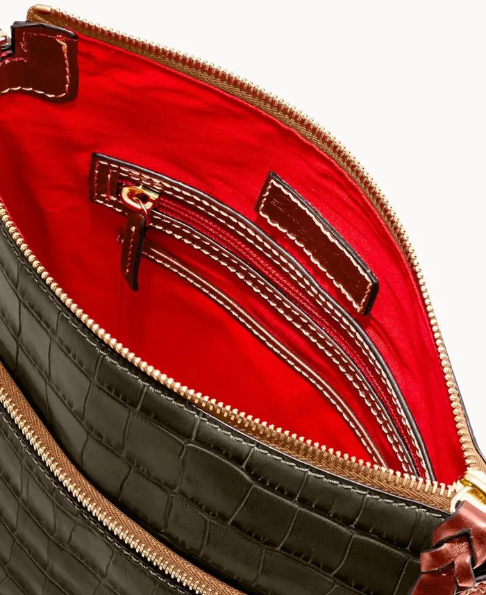 Oakdale Crossbody Black Woman Dooney and Bourke Crossbodies Oakdale Crossbody Black Woman Dooney and Bourke Crossbodies