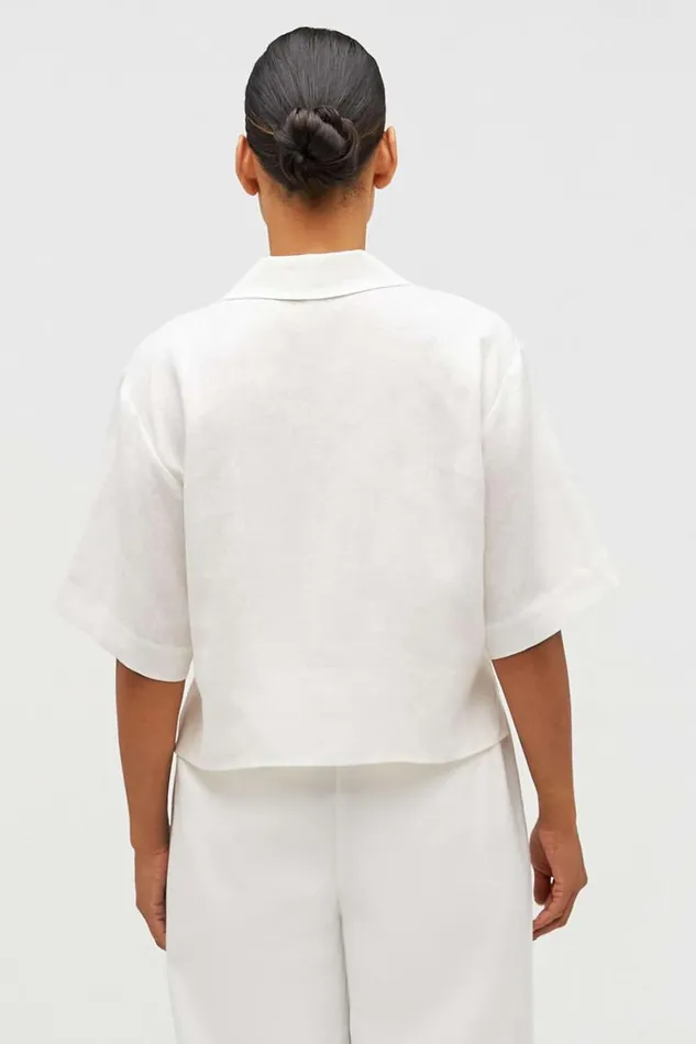 Oroton Hibiscus Embroidered Camp Shirt Antique White Women Tops Oroton Hibiscus Embroidered Camp Shirt Antique White Women Tops