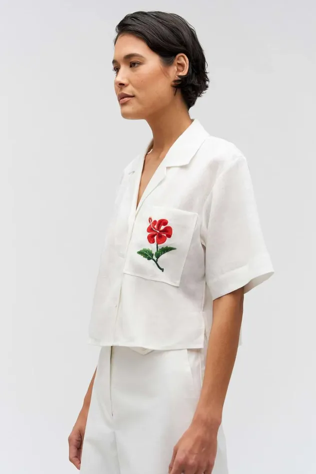 Oroton Hibiscus Embroidered Camp Shirt Antique White Women Tops Oroton Hibiscus Embroidered Camp Shirt Antique White Women Tops