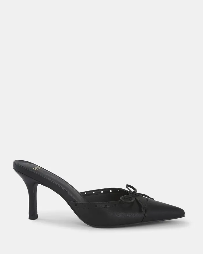 Party ITALO BLACK Closed Toe Heels NOVO Shoes Women