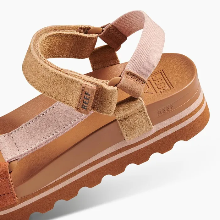Reef Sandals Cushion Rem Hi Foliage 8211 Women Reef Sandals Cushion Rem Hi Foliage 8211 Women
