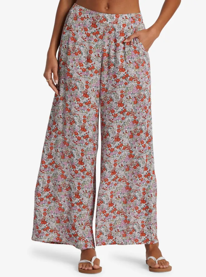Roxy Pants and Jeans Midnight New Avenue Lightweight Pants Tiger Lily Autumn Ditsy 8211 Women Roxy Pants and Jeans Midnight New Avenue Lightweight Pants Tiger Lily Autumn Ditsy 8211 Women