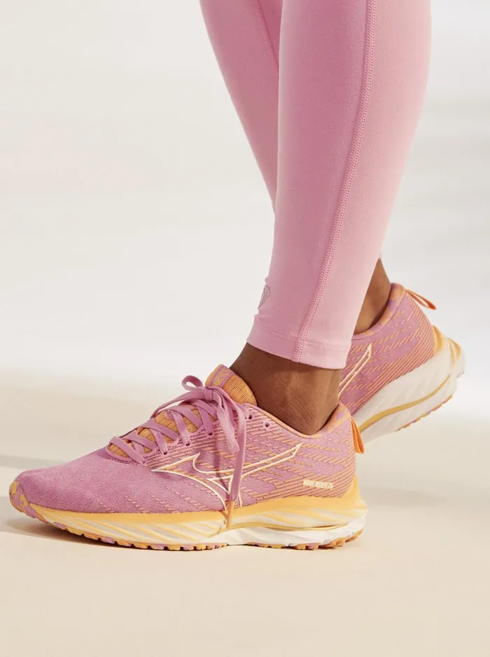 Roxy Running ROXY X MIZUNO Wave Rider 26 Running Shoes B071 Pink 8211 Women