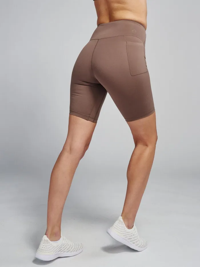 Running Training Women Tasc Performance Sculptive Pocket Bike Short 8in