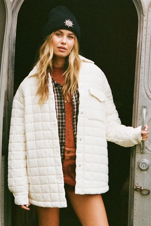RYA QUILTED OVERSIZED FIT SNAP FRONT JACKET Winter White Women O039NEILL Clothing