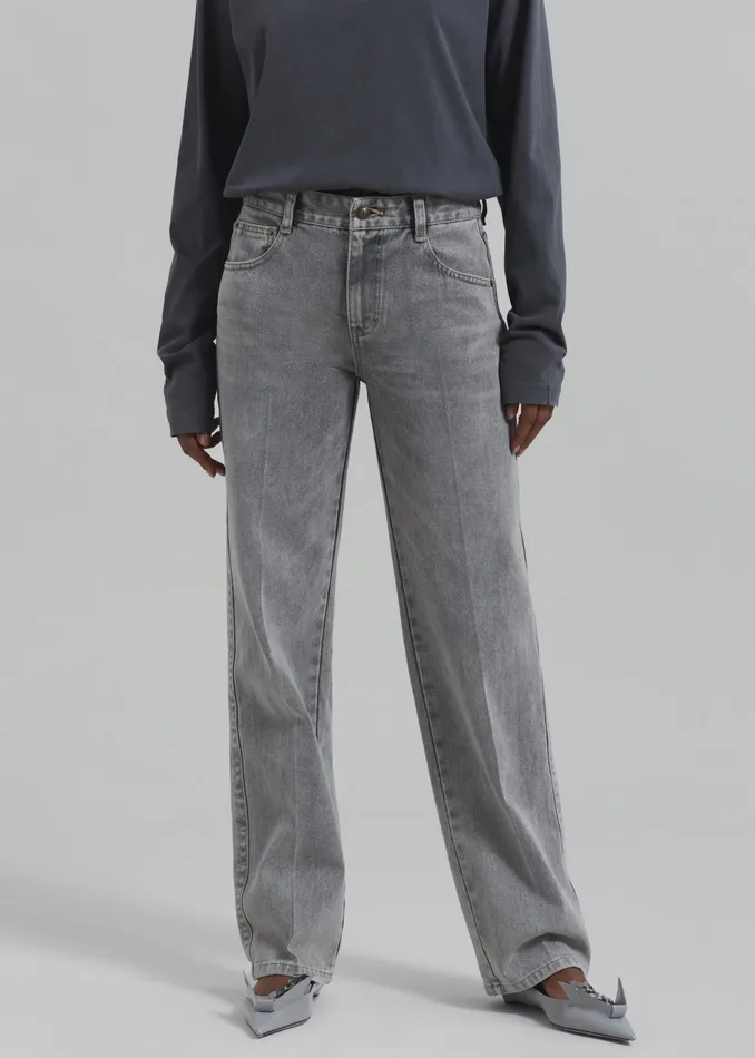 The Frankie Shop Bottoms Montrose Straight Leg Jeans 8211 Grey Wash 8211 Women