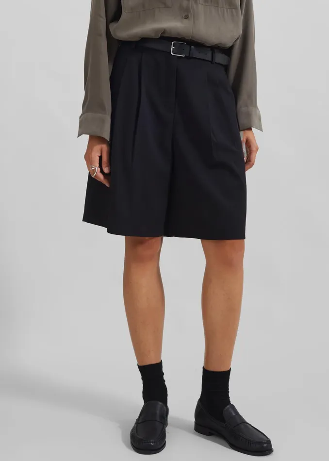 The Frankie Shop Bottoms Sava Bermuda Shorts 8211 Black 8211 Women