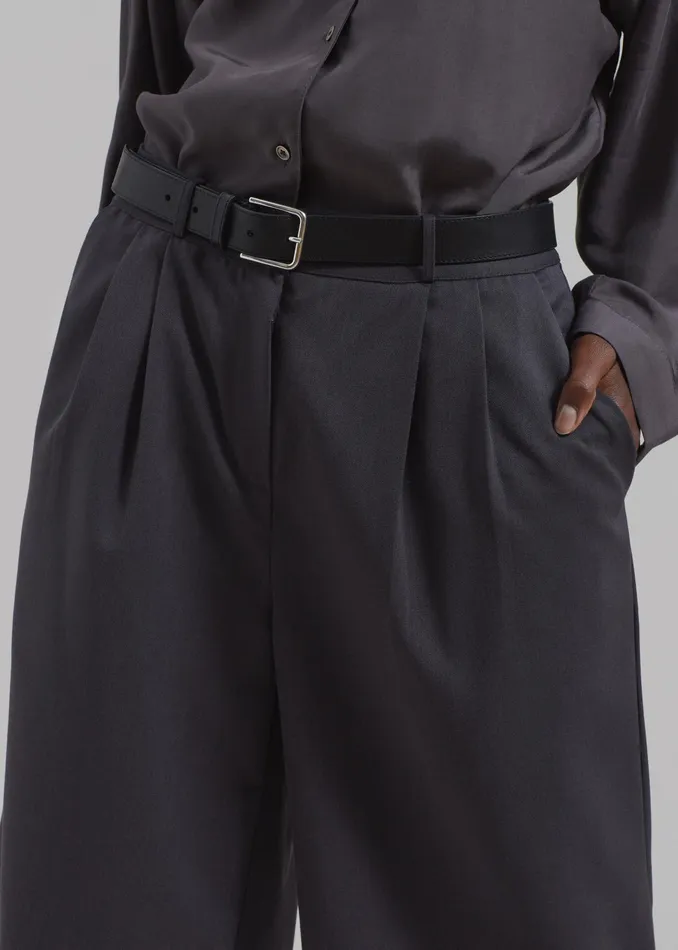The Frankie Shop Bottoms Wilma Pleated Bermuda Shorts 8211 Charcoal 8211 Women