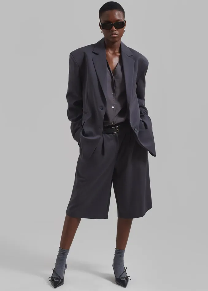 The Frankie Shop Bottoms Wilma Pleated Bermuda Shorts 8211 Charcoal 8211 Women