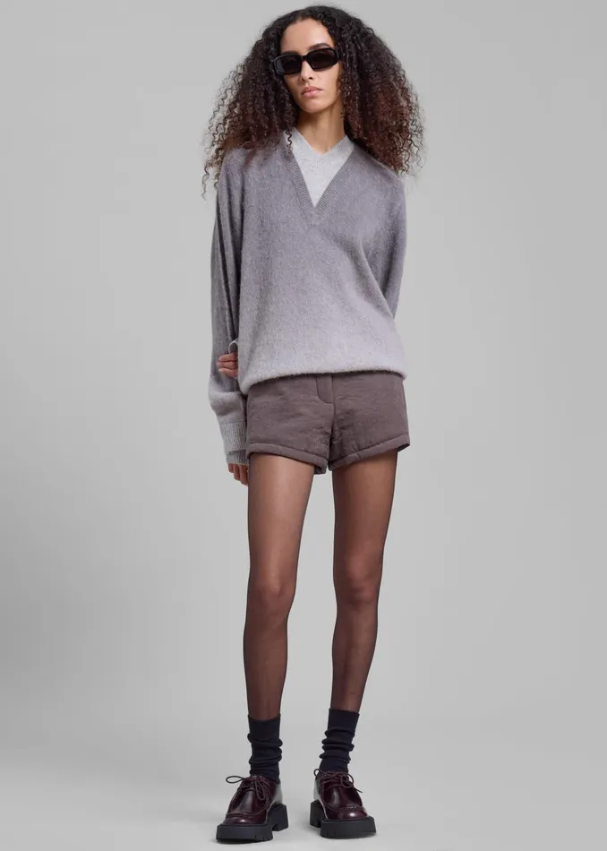 The Frankie Shop Knitwear Jw Anderson VNeck Gradient Jumper 8211 Dark Grey 8211 Women