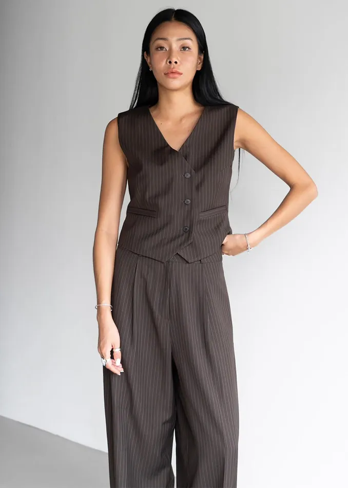 The Frankie Shop Outerwear Ivey Vest 8211 BrownWhite Pinstripe 8211 Women