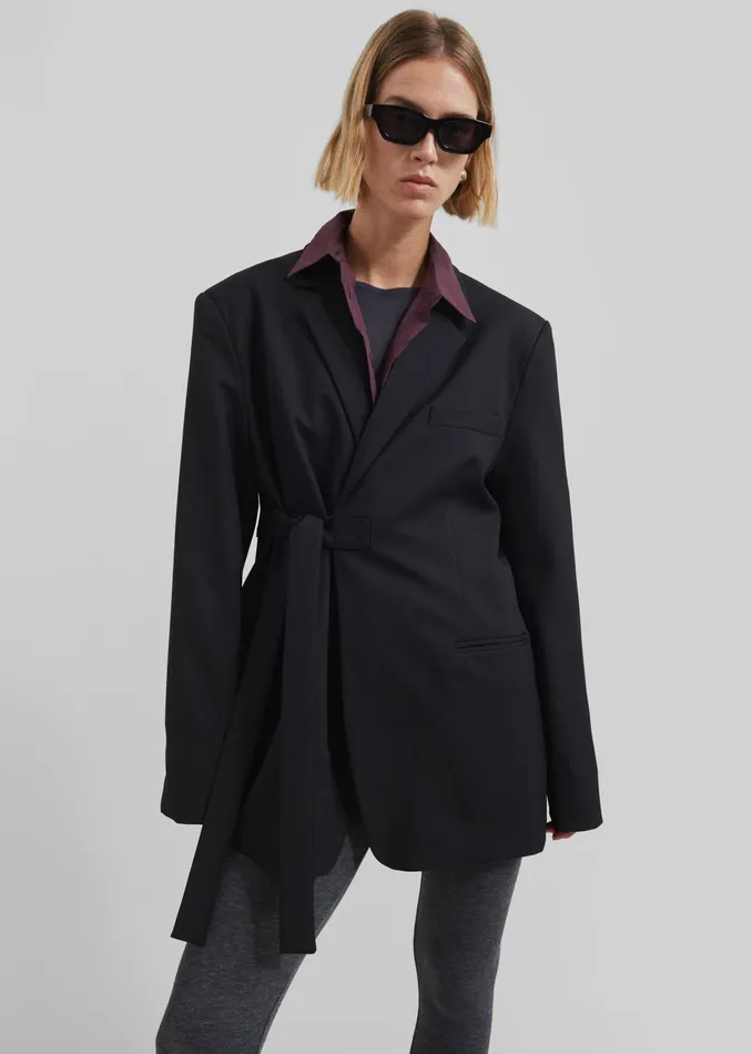 The Frankie Shop Outerwear Whiteney Tie Up Blazer 8211 Black 8211 Women